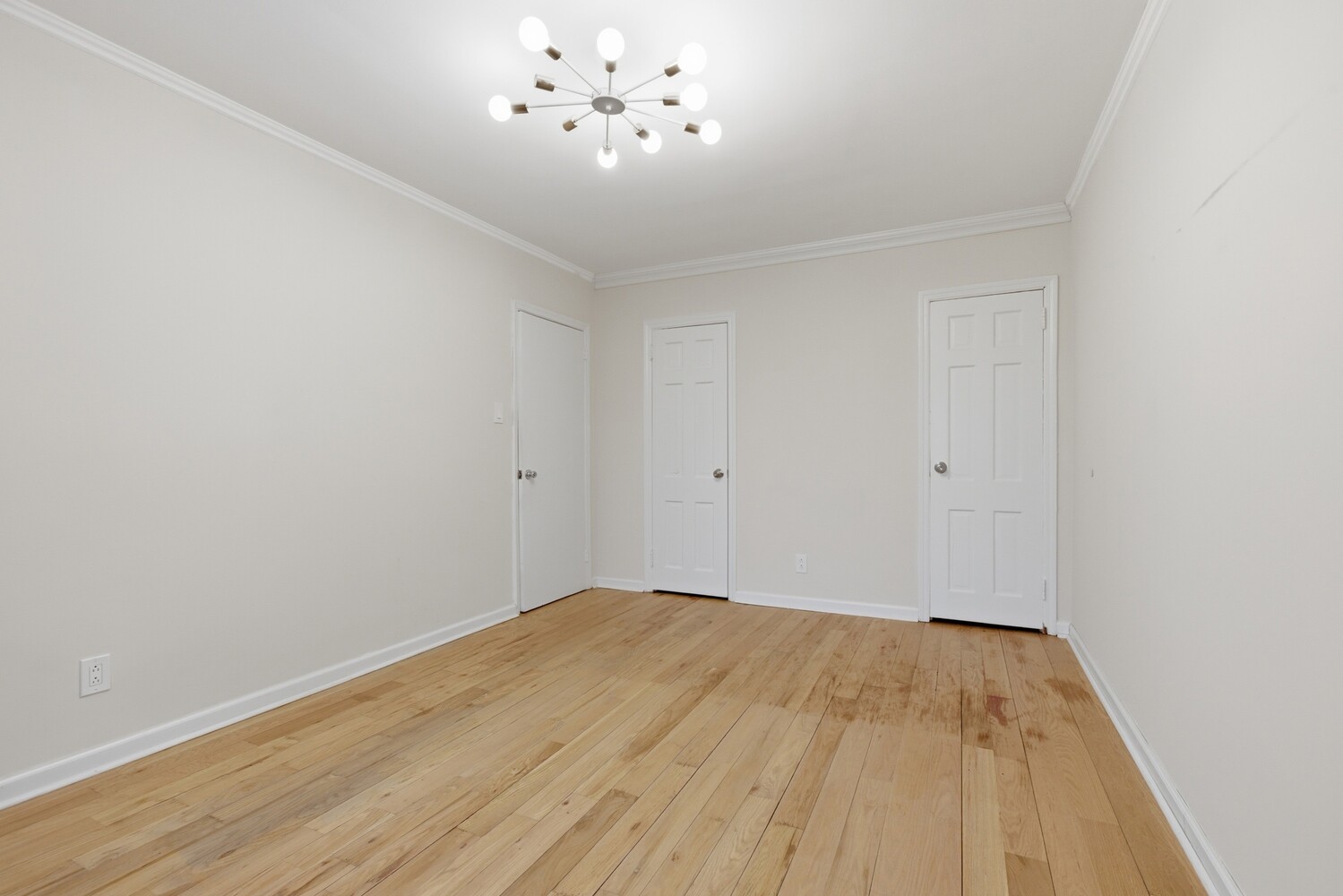 64-36 AUSTIN Street HOUSE