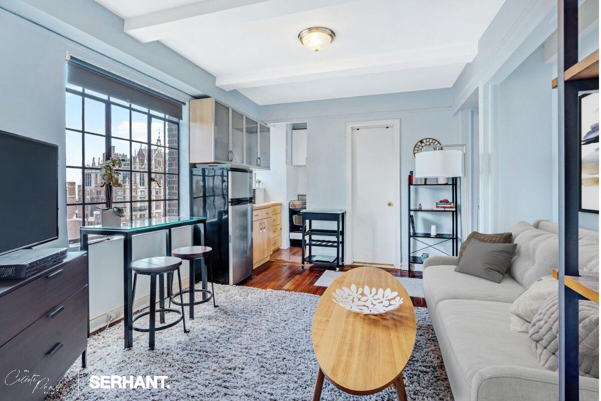 320 E 42ND Street 2301