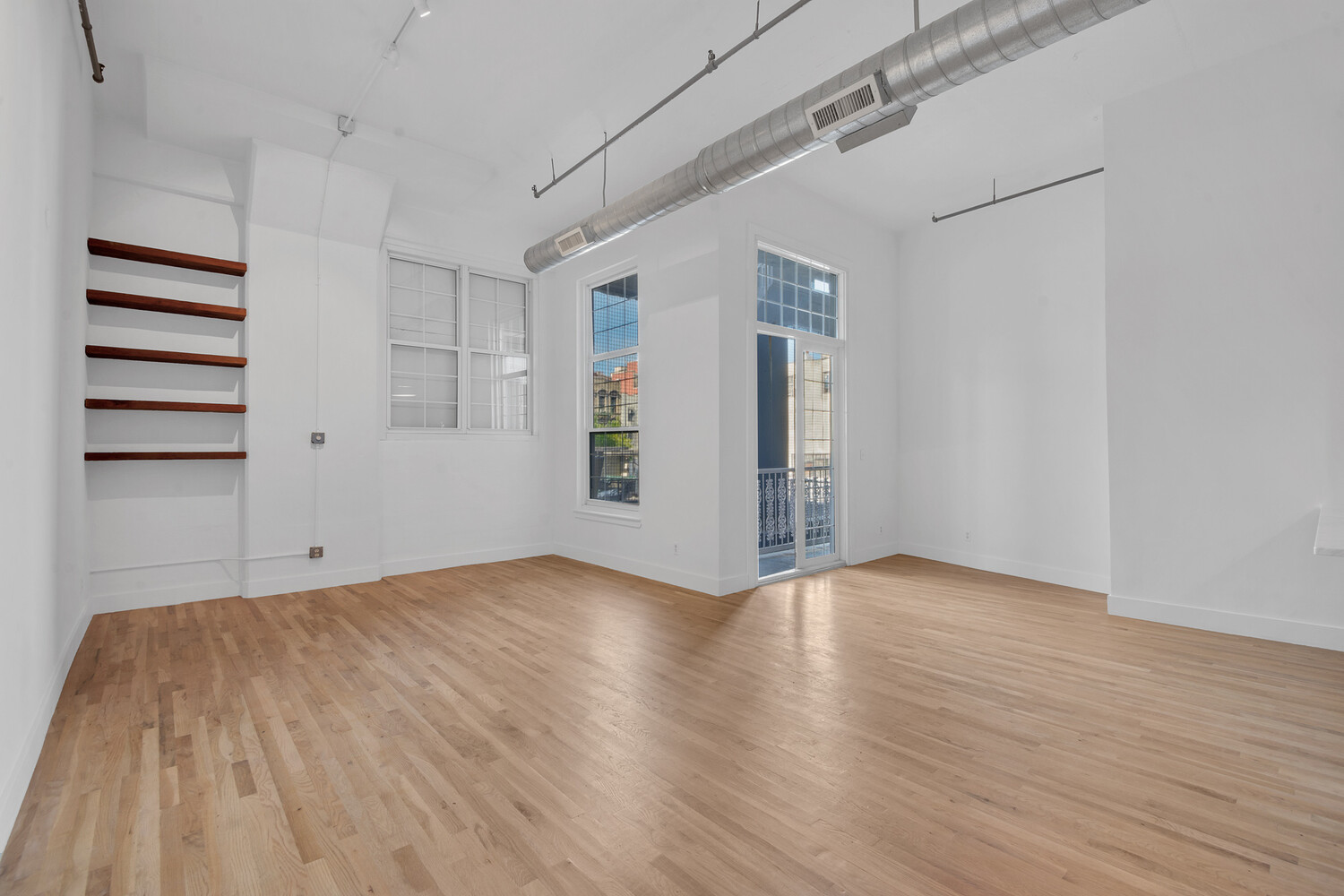 689 MYRTLE Avenue 2H