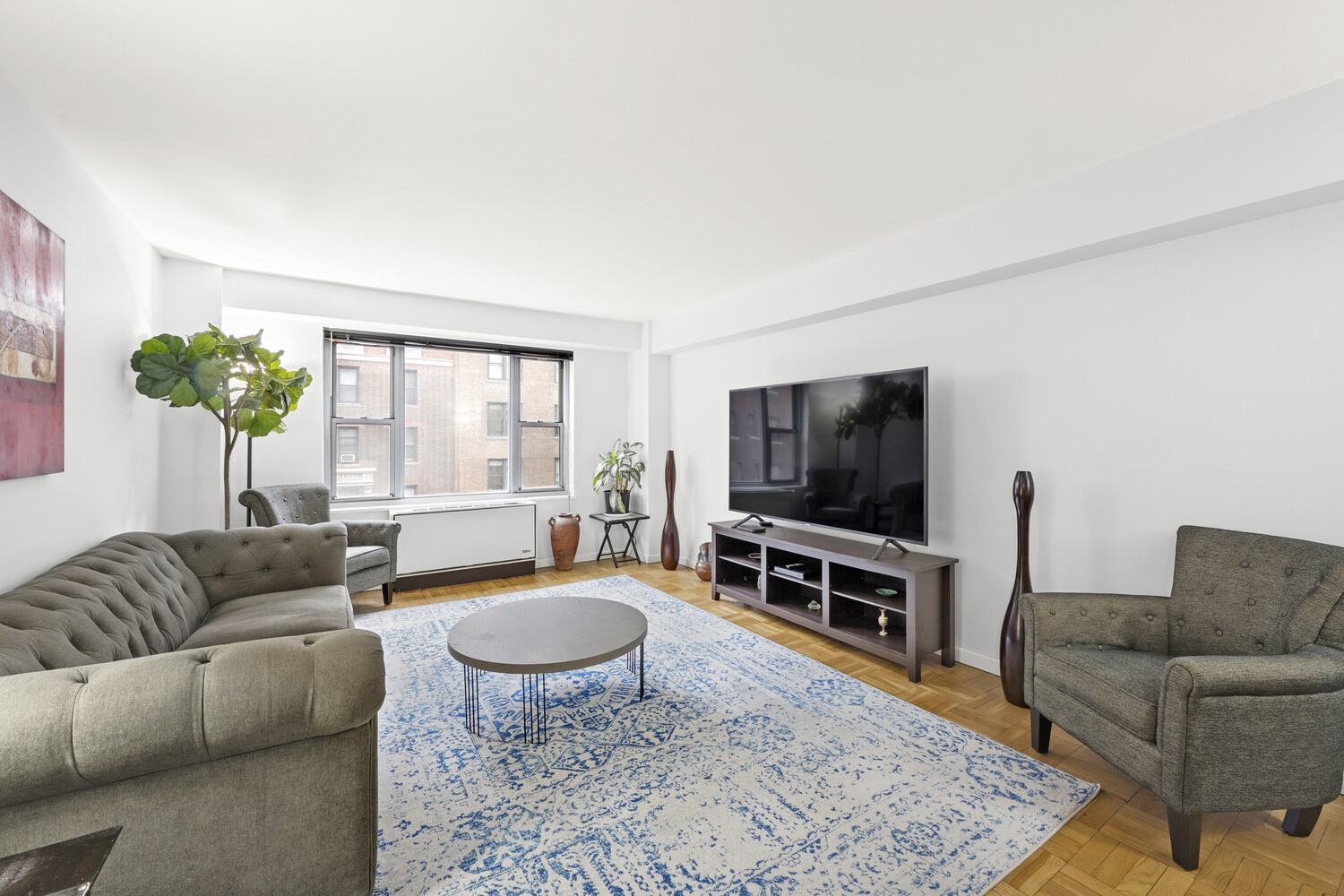 310 LEXINGTON Avenue 10FG