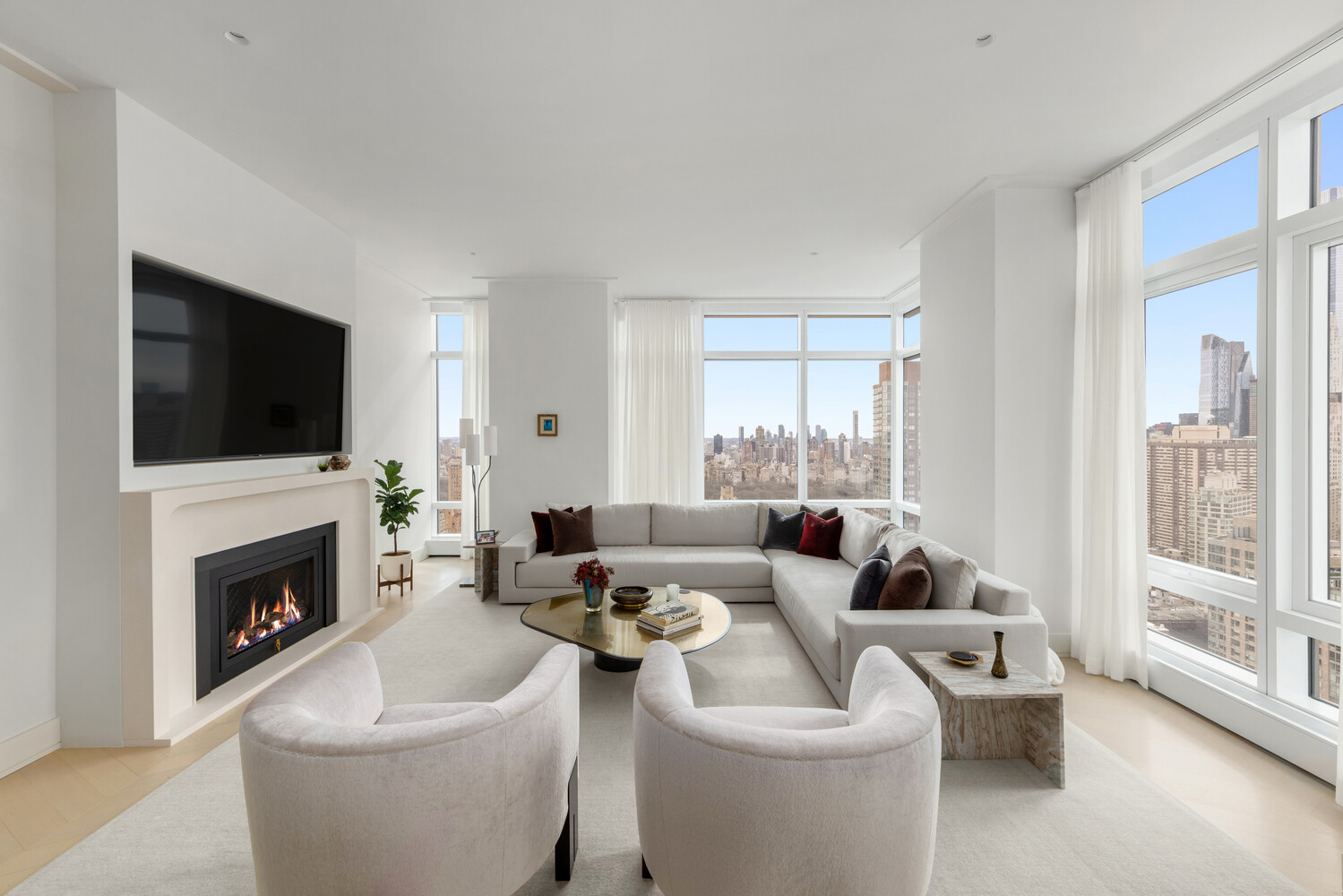 200 AMSTERDAM Avenue 40A