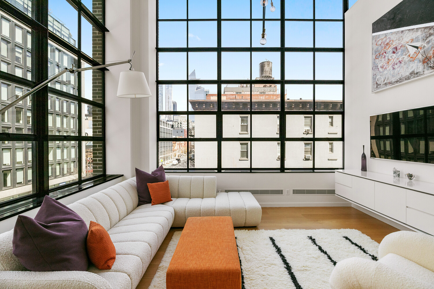 456 W 19TH Street 4/5D