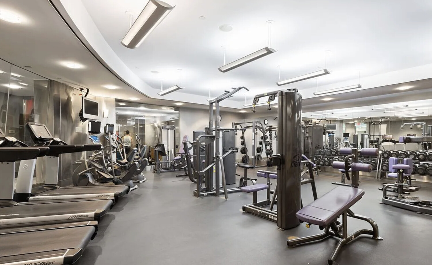 120 RIVERSIDE Boulevard 16J