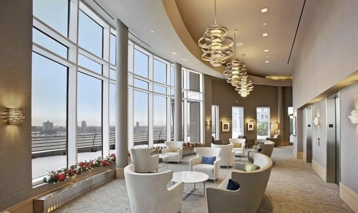 120 RIVERSIDE Boulevard 16J