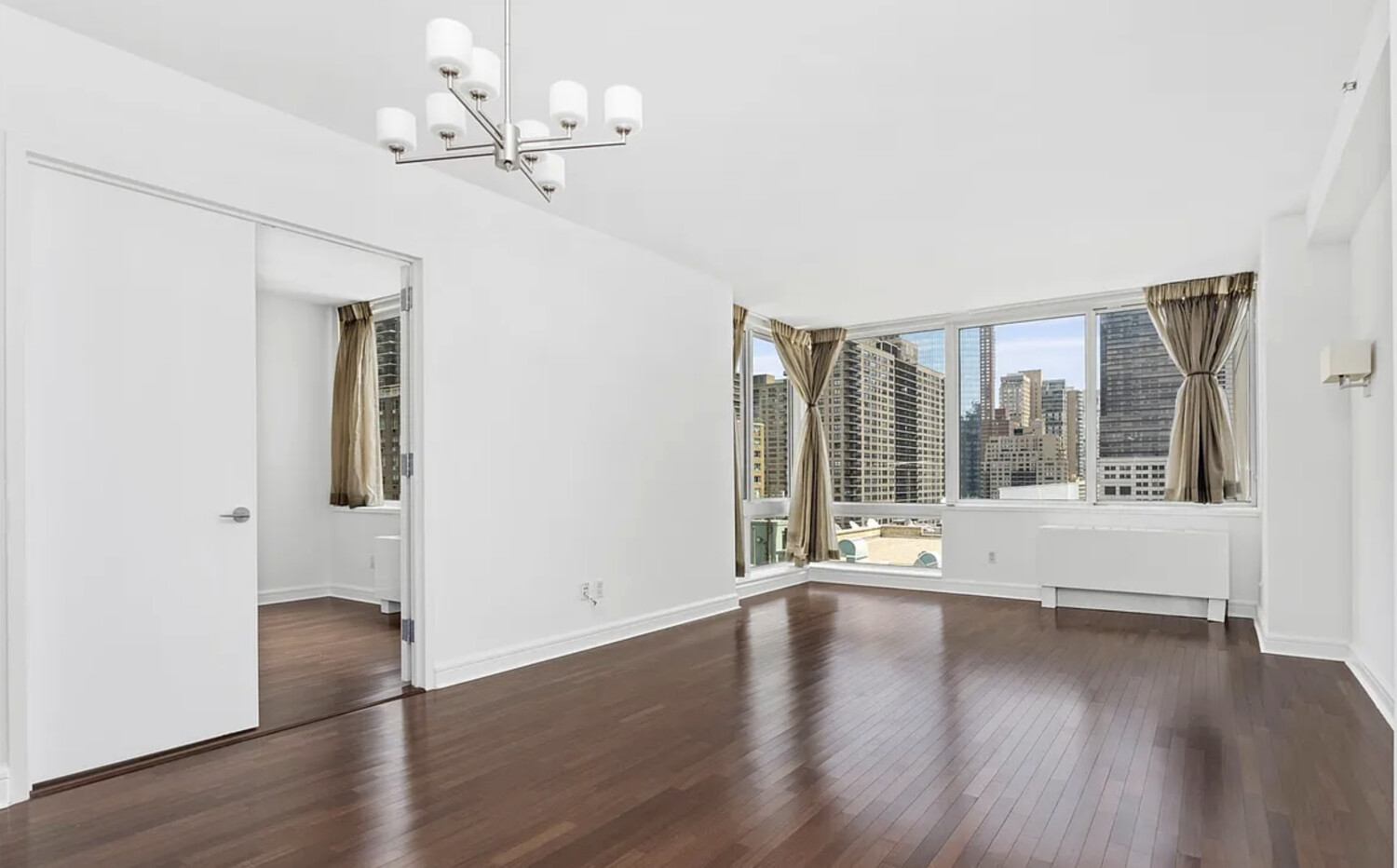 120 RIVERSIDE Boulevard 16J