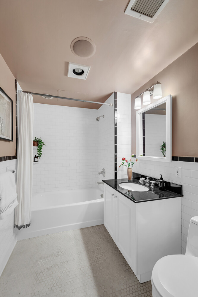 15 W 17TH Street LOFT5