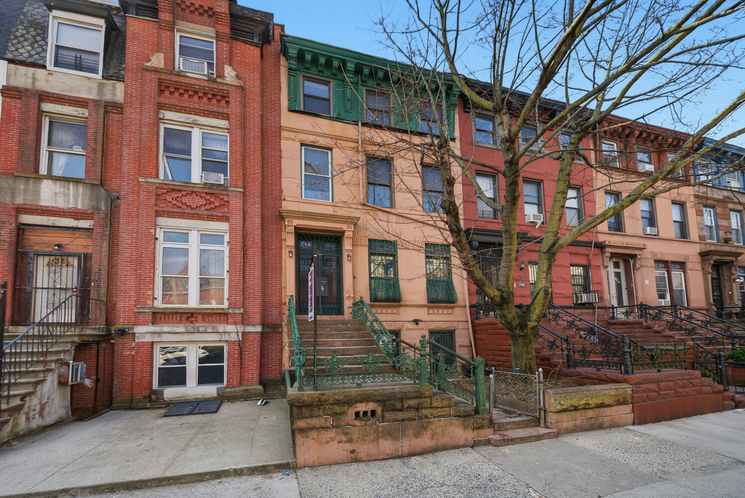 770A GREENE Avenue