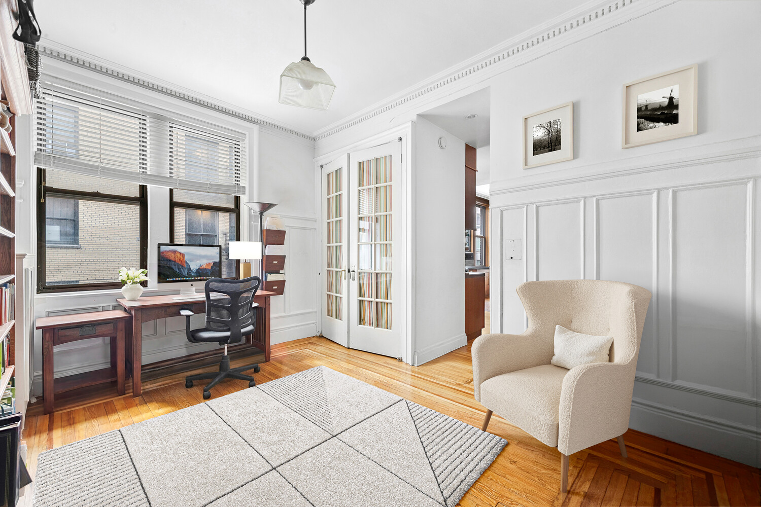 532 W 111TH Street 53/54