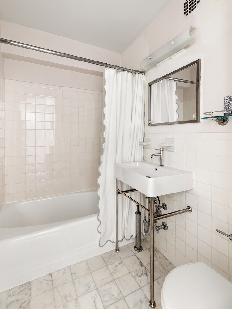 13 W 13TH Street 4DN