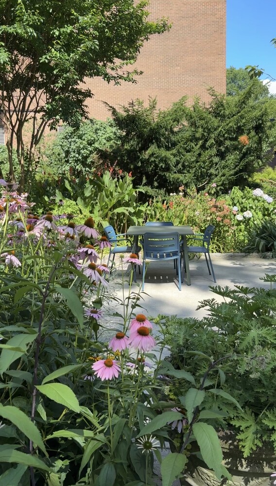 130 SAINT EDWARDS Street 10D