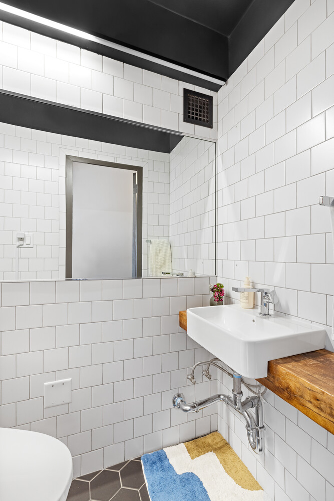 130 SAINT EDWARDS Street 10D