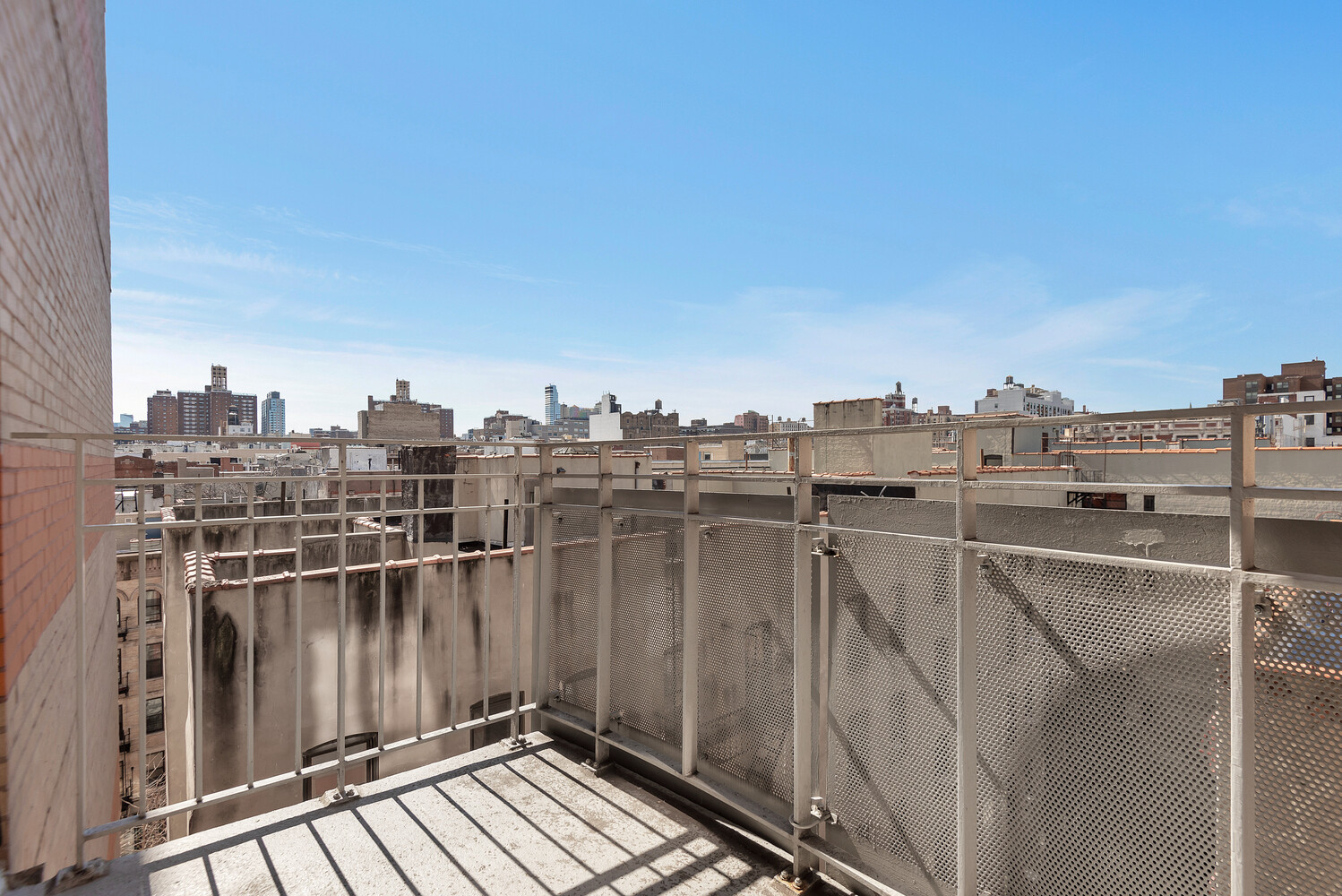 352 CATHEDRAL Parkway 9C