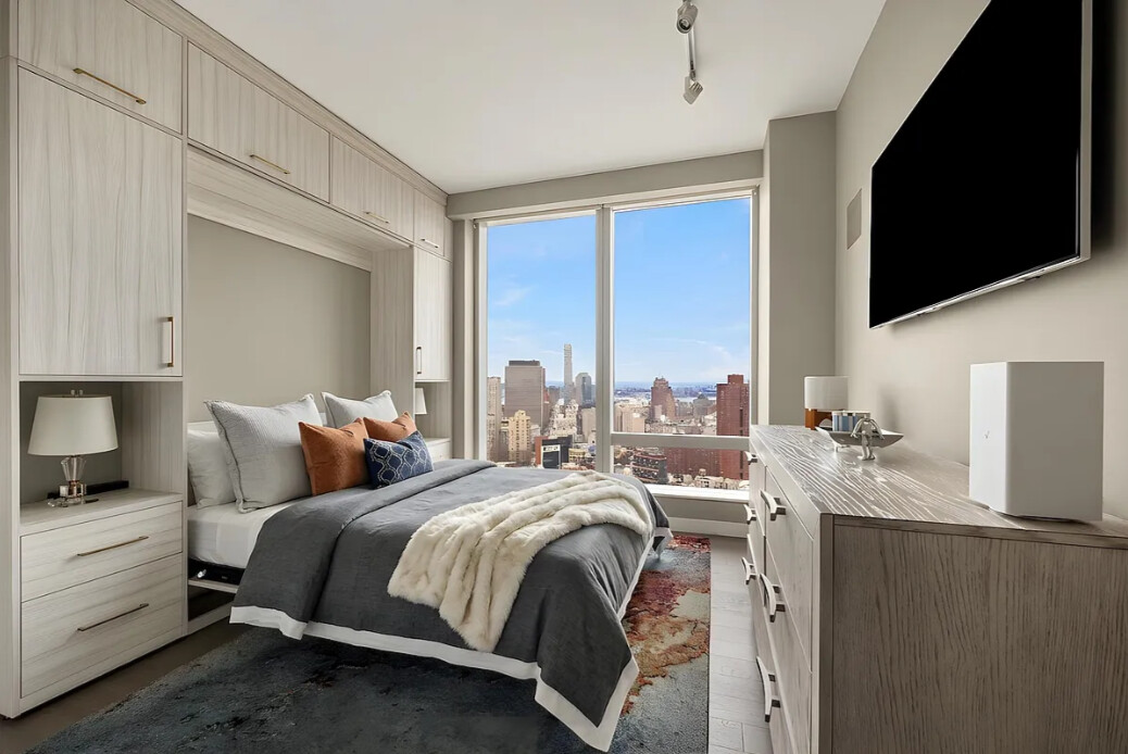 252 SOUTH Street 46K