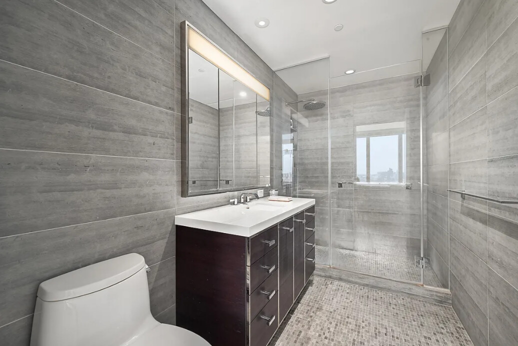 252 SOUTH Street 46K