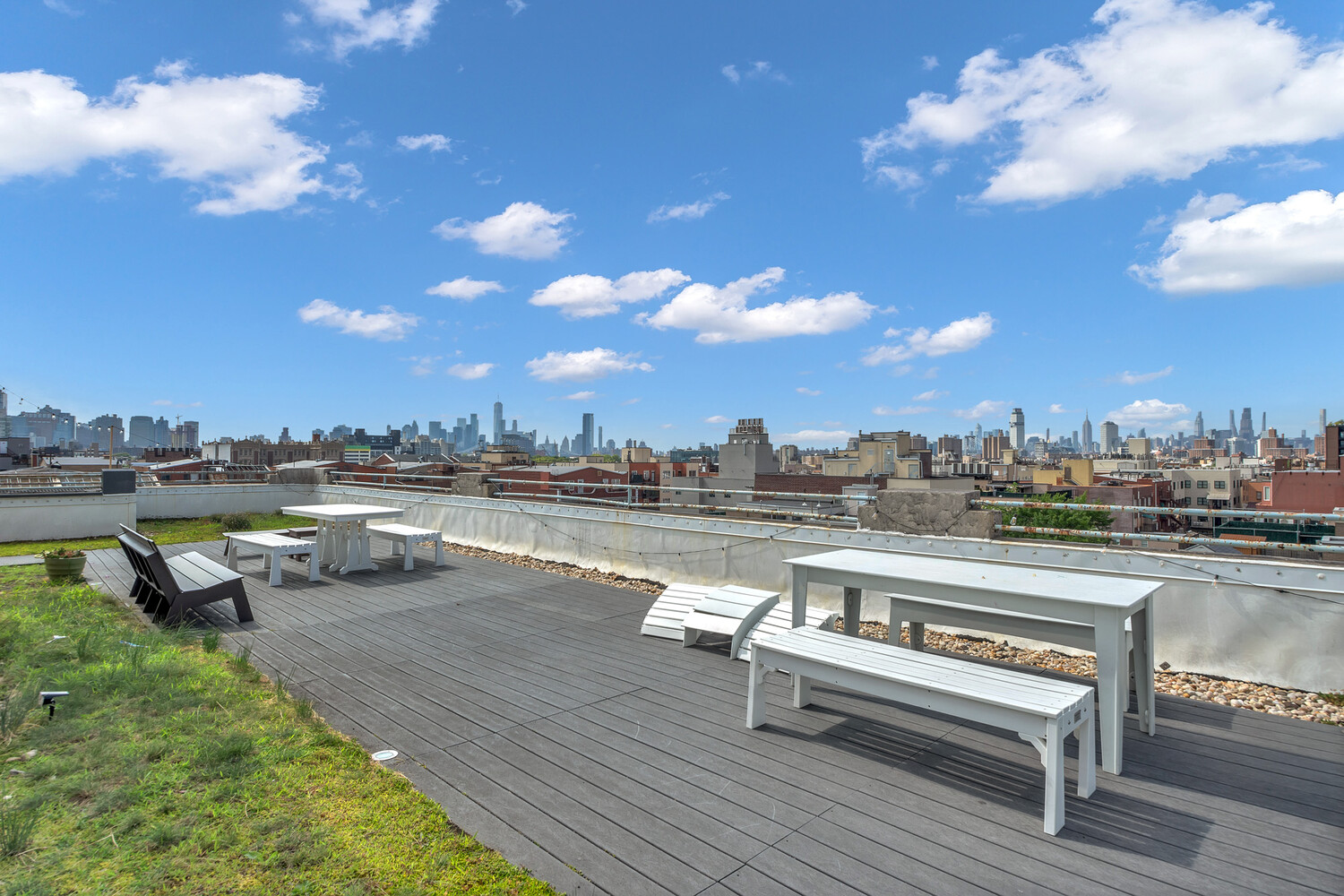 689 MYRTLE Avenue 3B