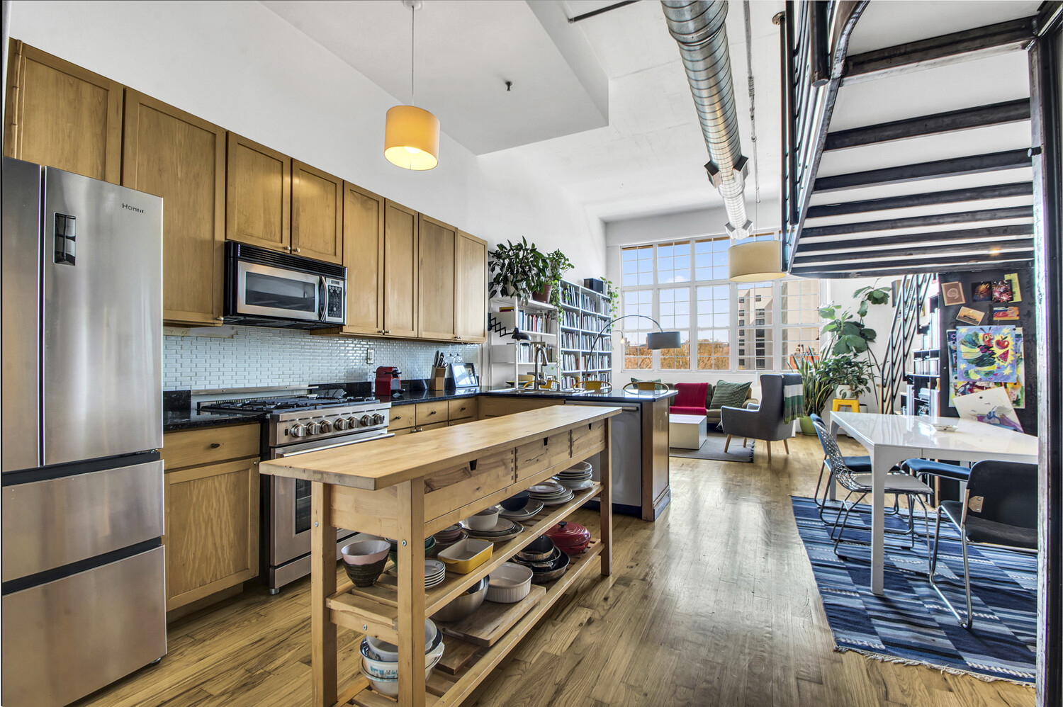 689 MYRTLE Avenue 3B