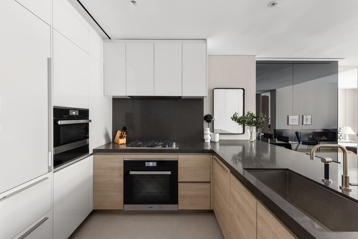 522 W 29TH Street 4A