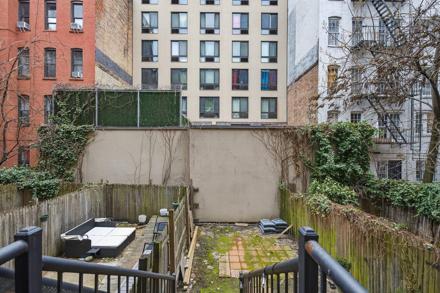 319 E 90TH Street 1