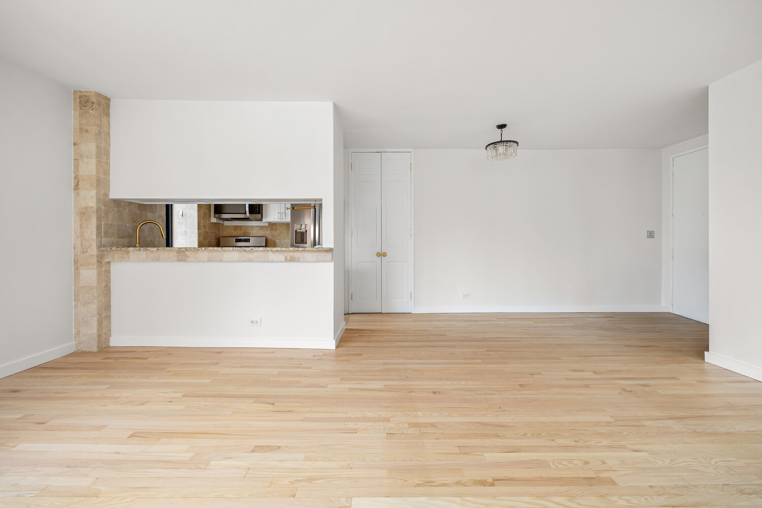 300 E 62ND Street APT804