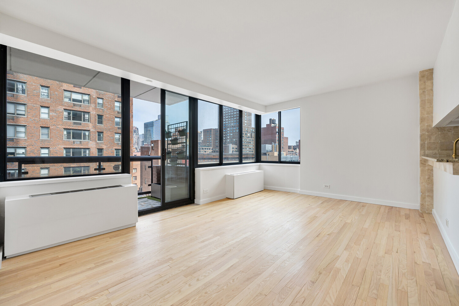 300 E 62ND Street APT804