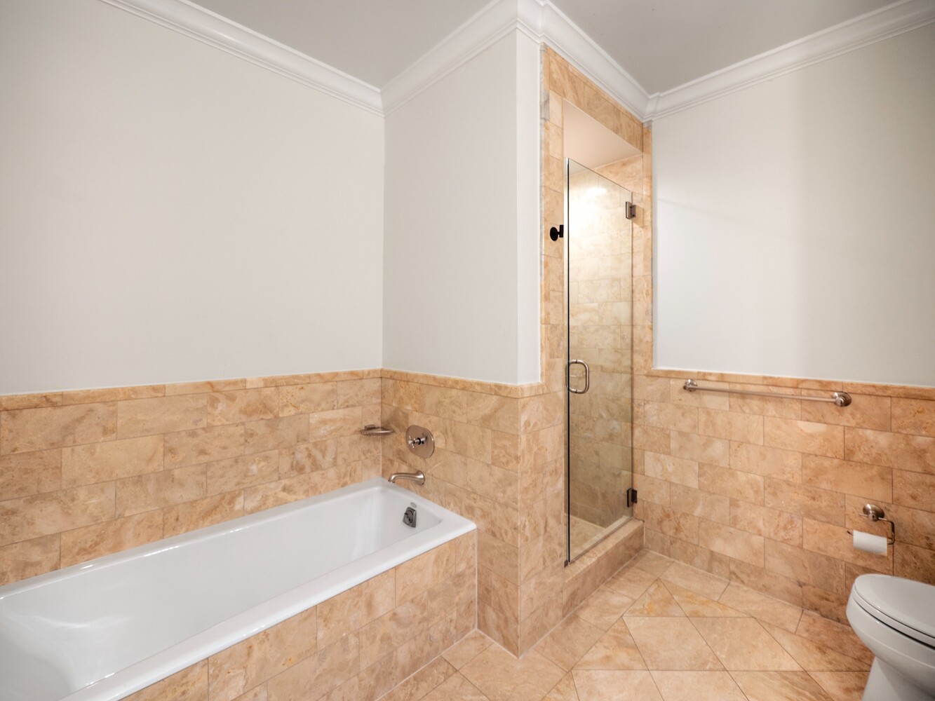 10 LITTLE WEST Street 16C