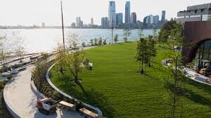 10 LITTLE WEST Street 16C