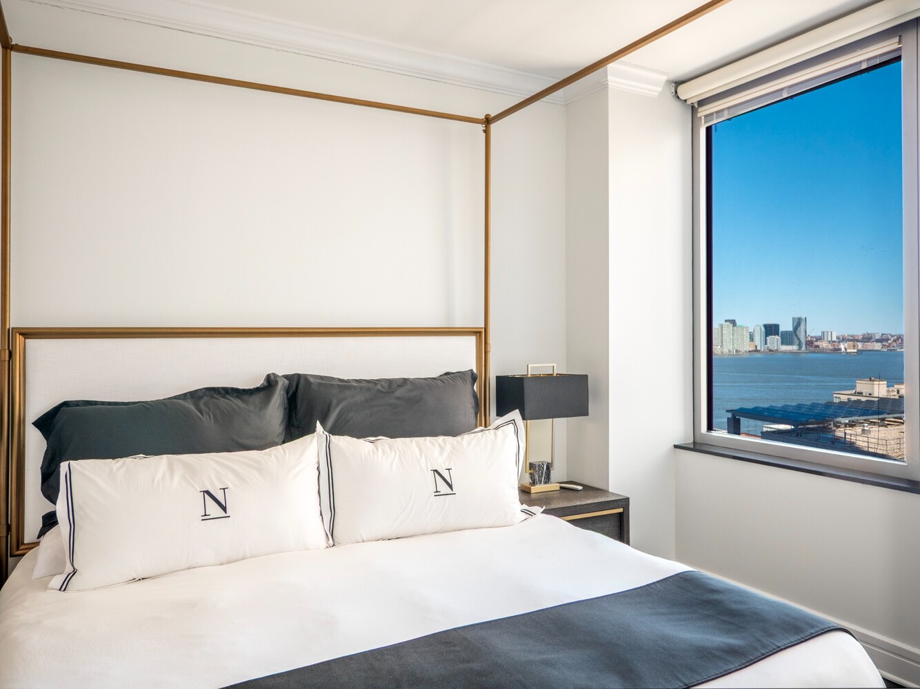 10 LITTLE WEST Street 16C