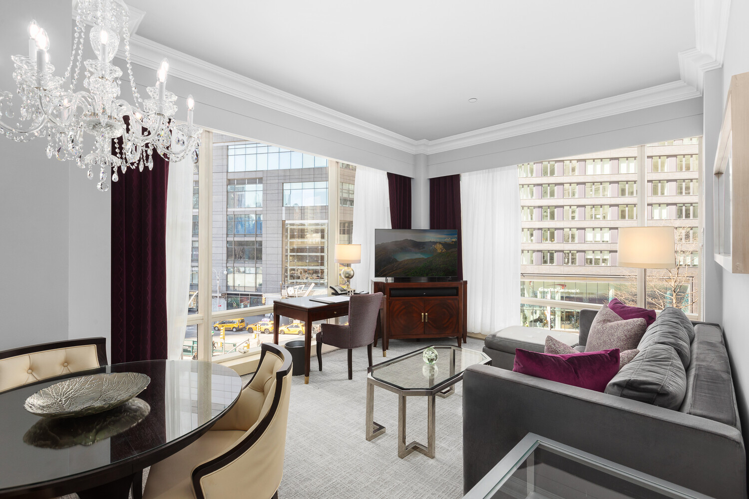 1 CENTRAL Park W 314