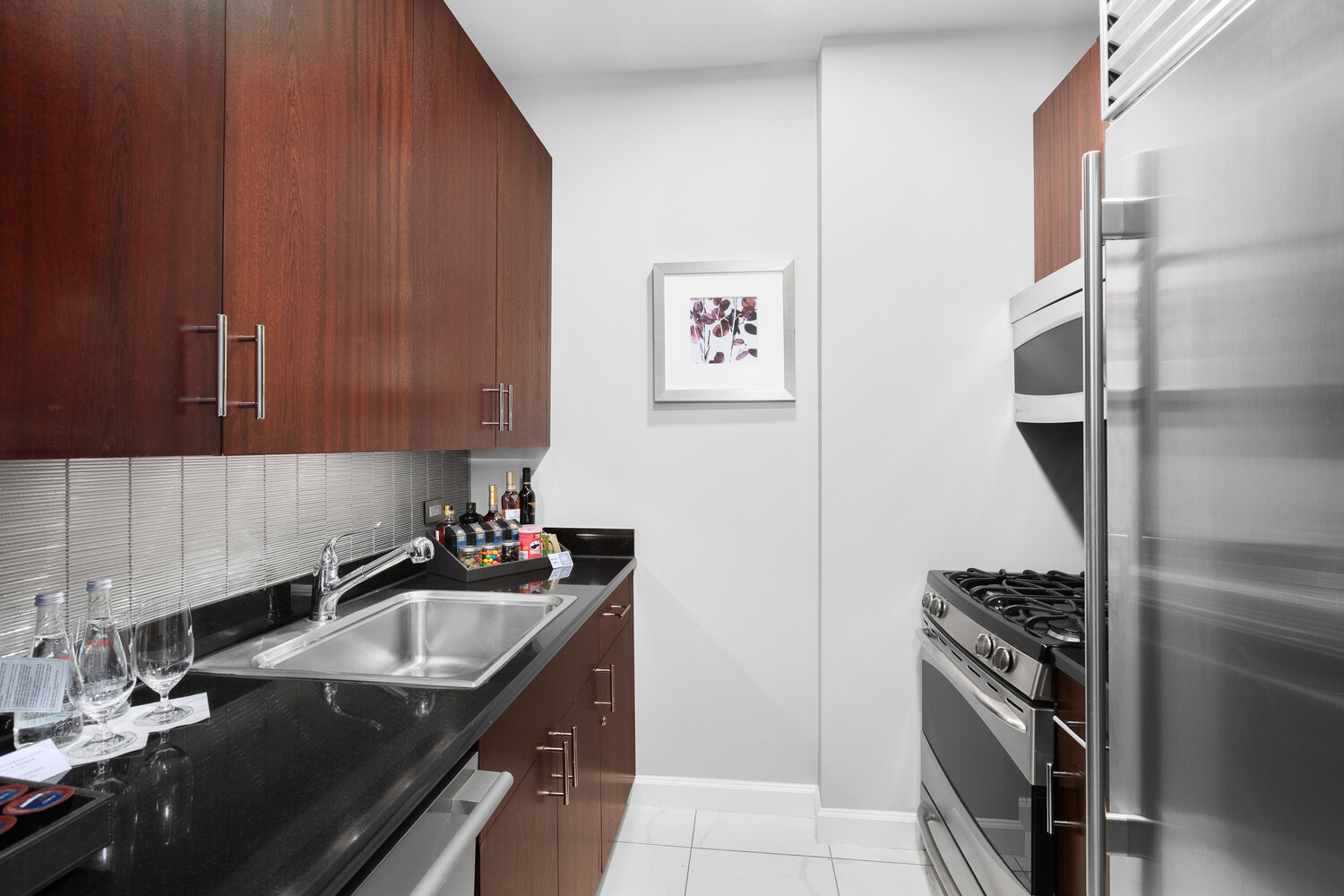 1 CENTRAL Park W 314