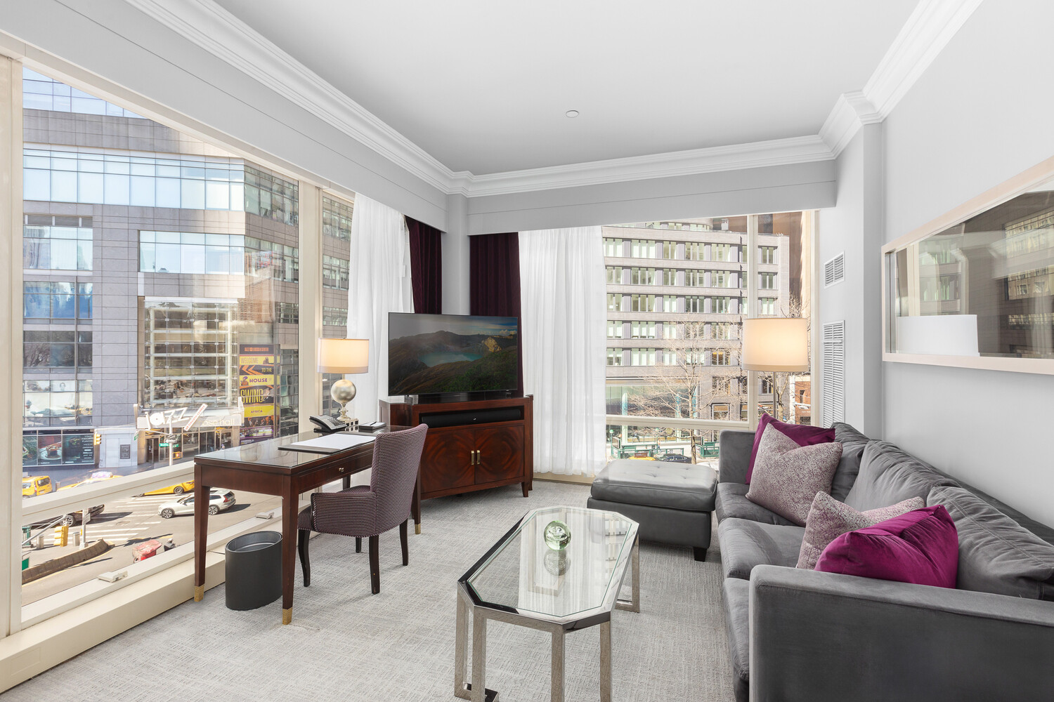 1 CENTRAL Park W 314
