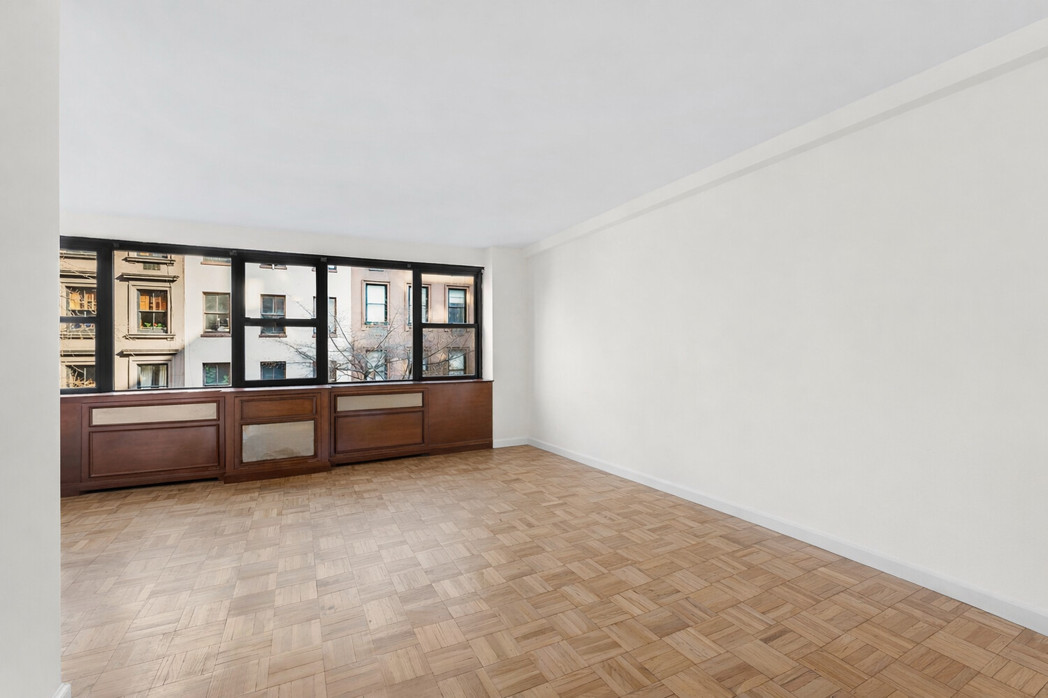 110 E 36TH Street 4C