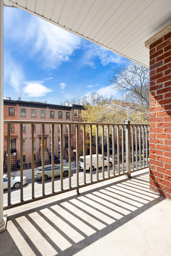 125 BERGEN Street 3C