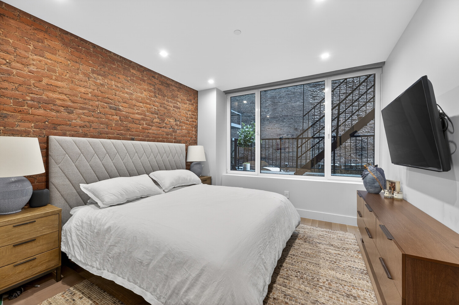 17 E 17TH Street 2FL