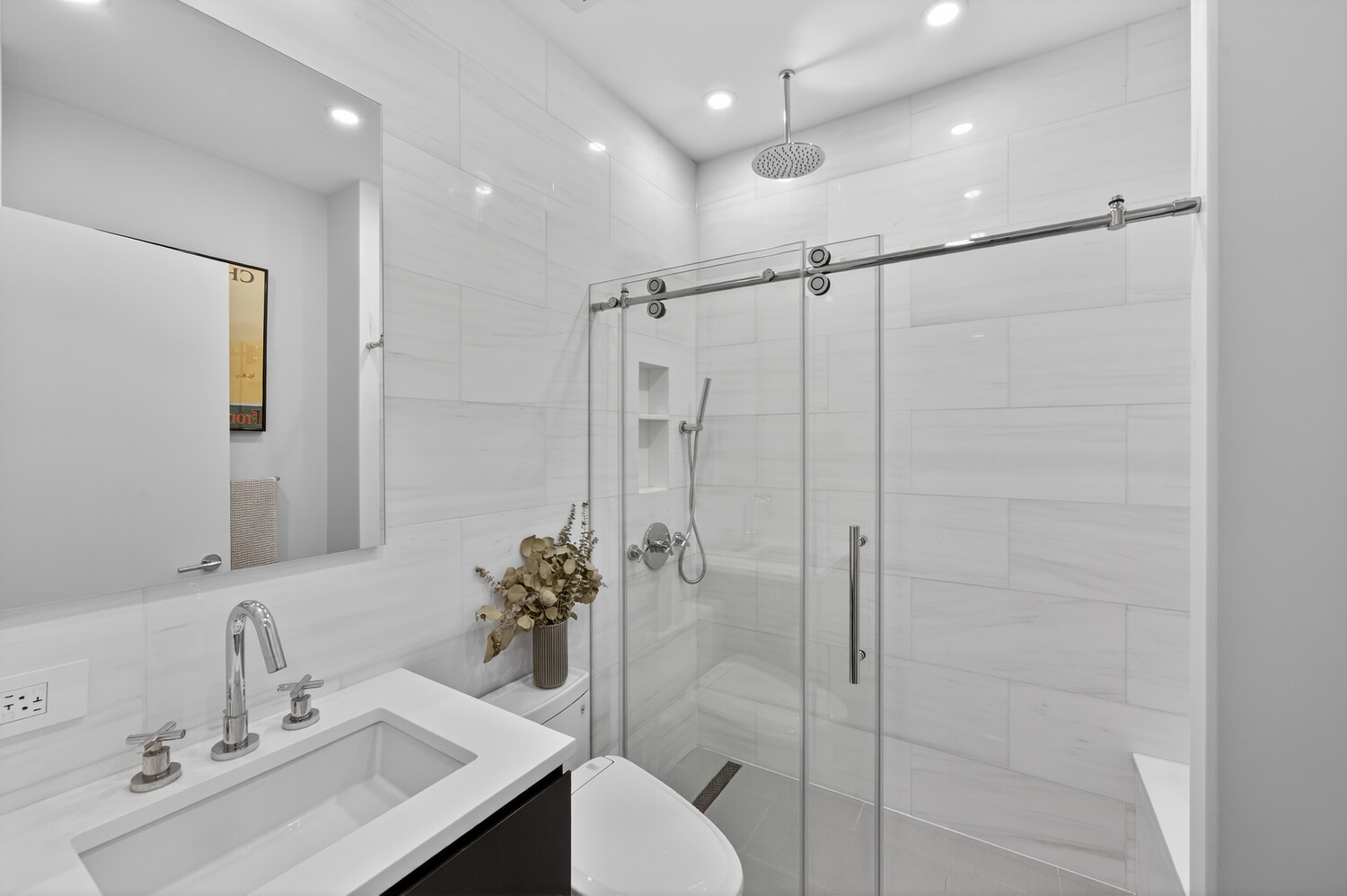 17 E 17TH Street 2FL