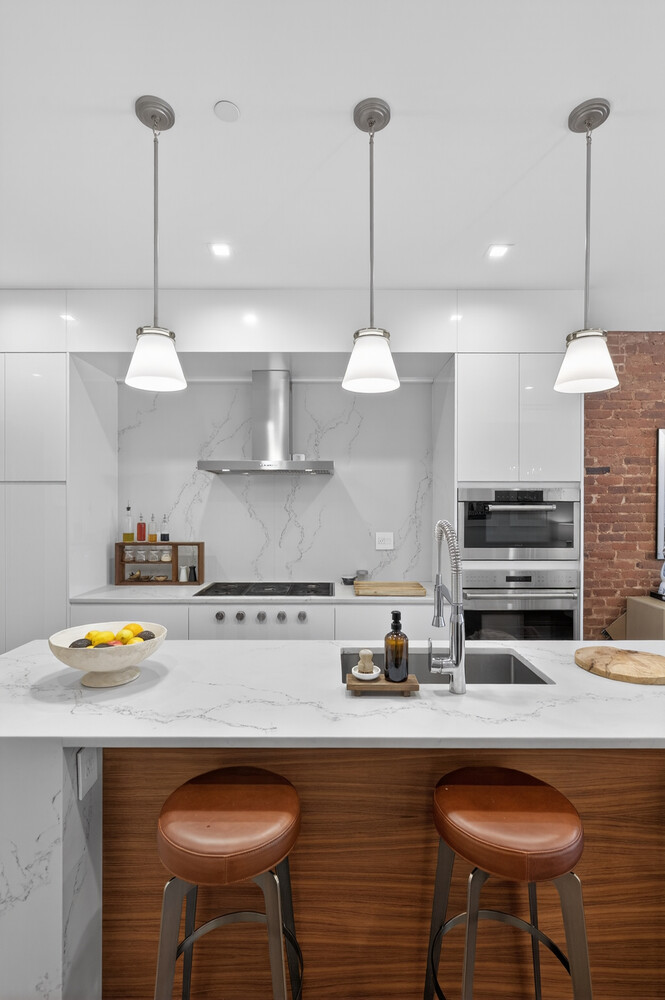 17 E 17TH Street 2FL