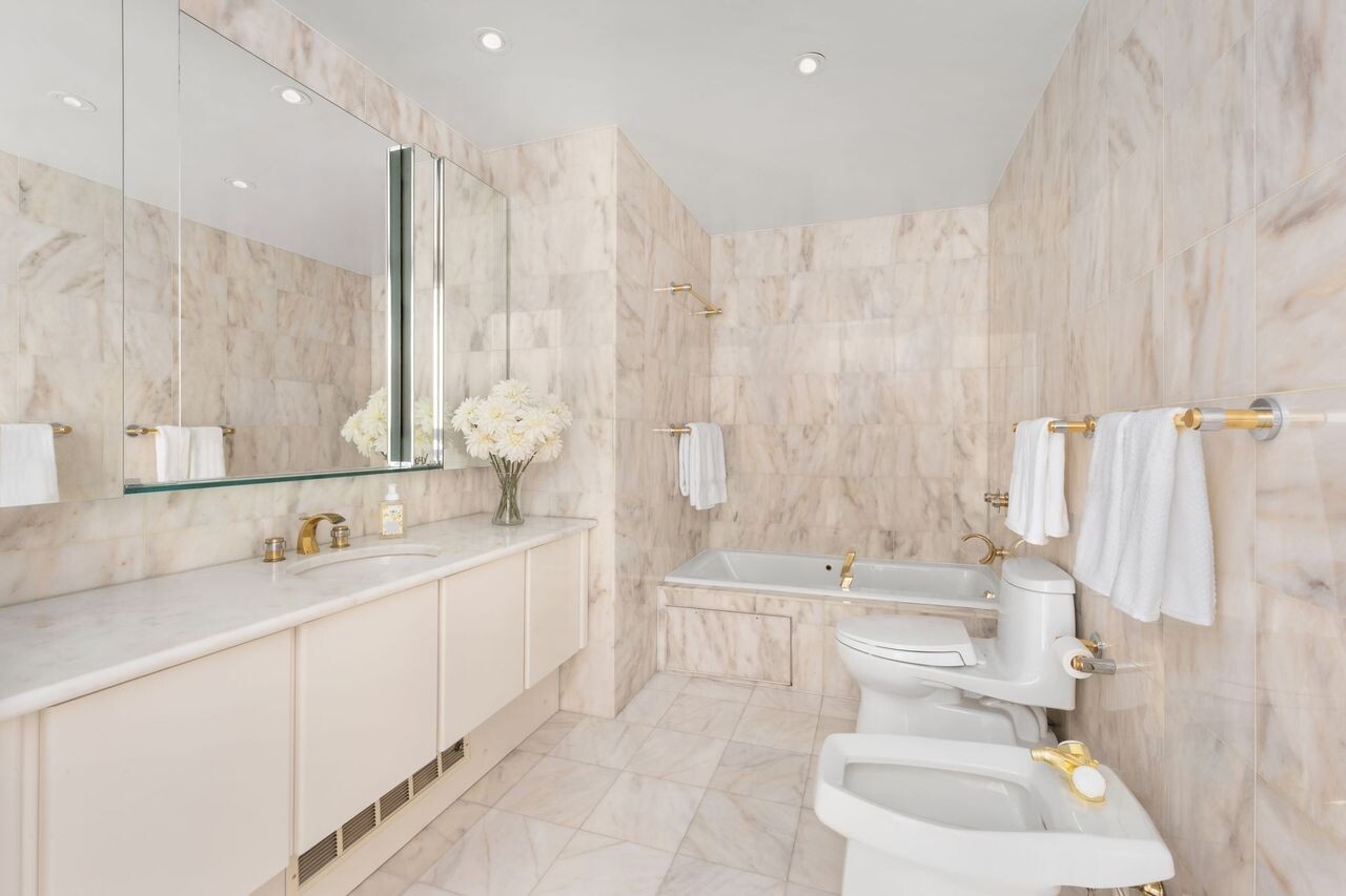 45 East 80TH Street 14C