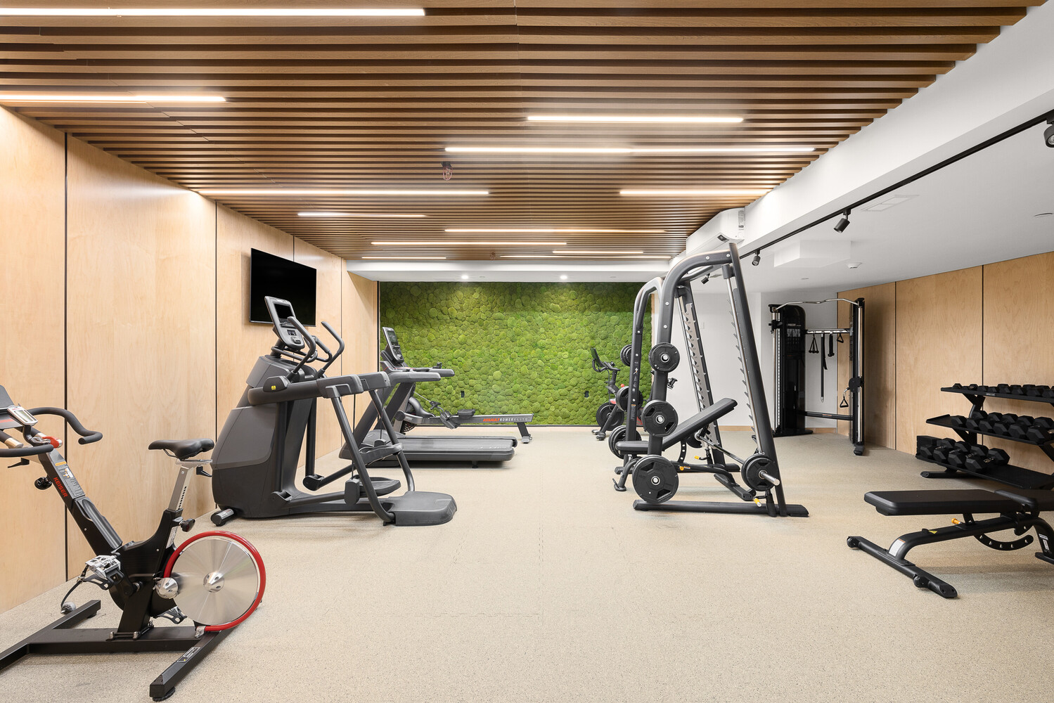 350 W 44TH Street 203