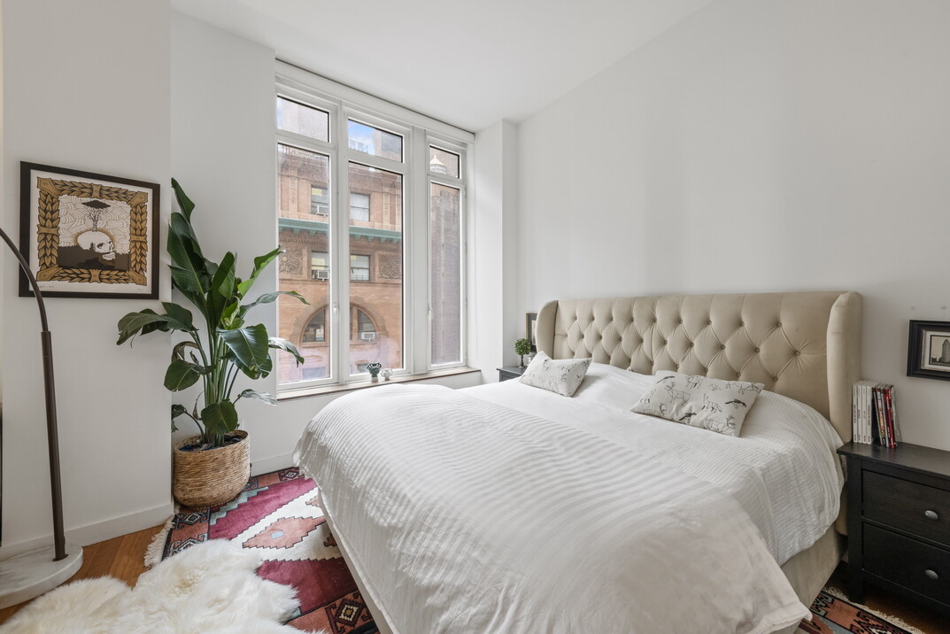 15 WILLIAM Street 7D