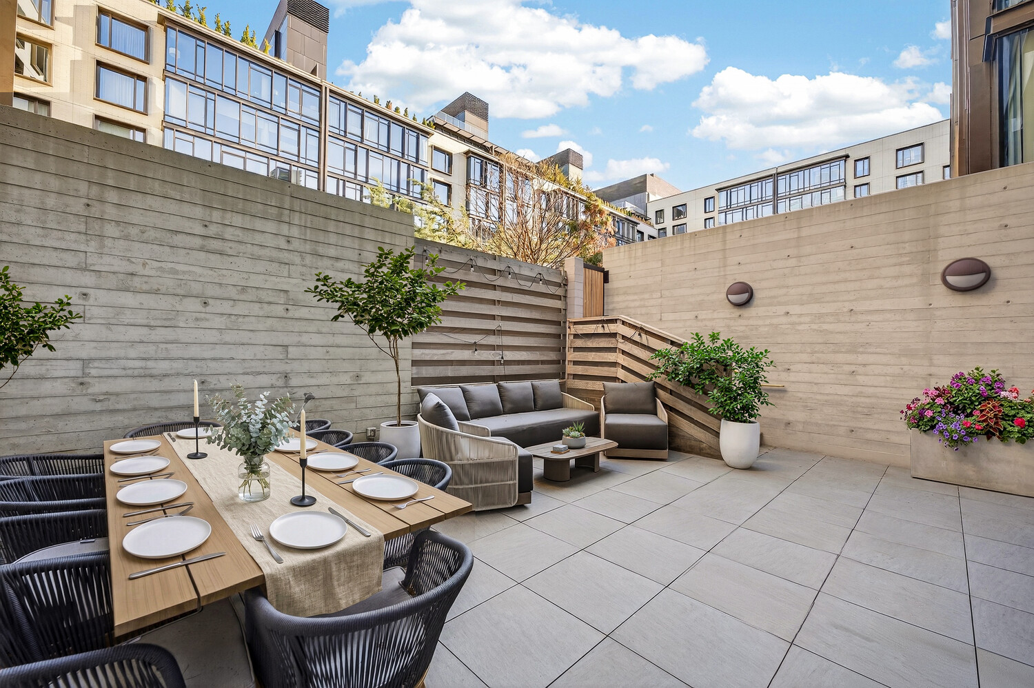 429 KENT Avenue TH8