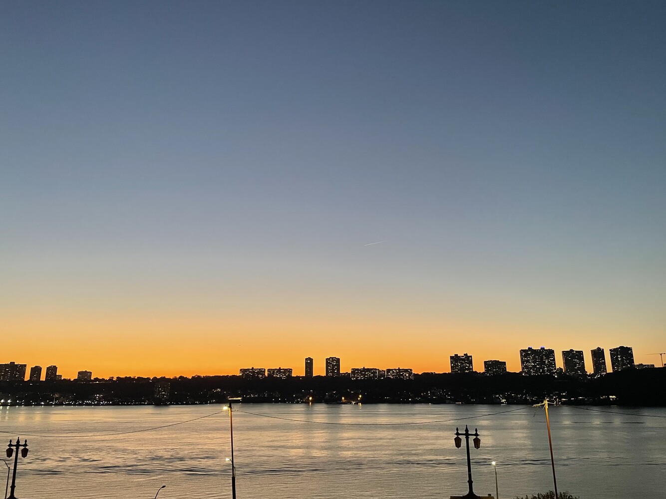 159-00 RIVERSIDE Drive W 3L