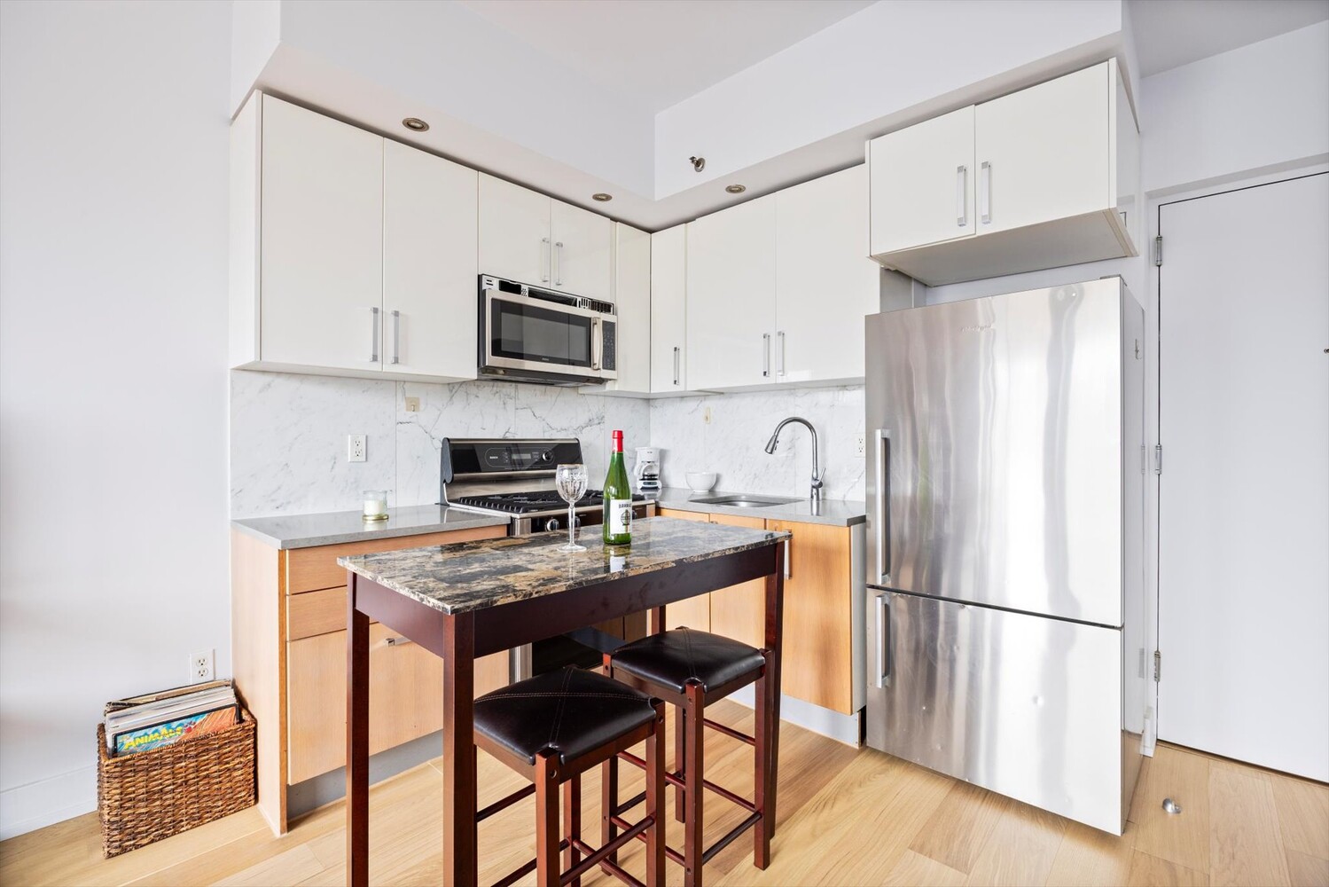 100 MASPETH Avenue 5J