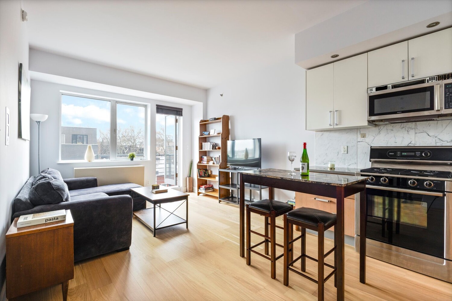 100 MASPETH Avenue 5J