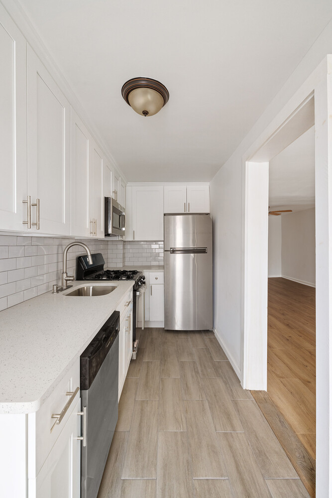 213 E 120TH Street
