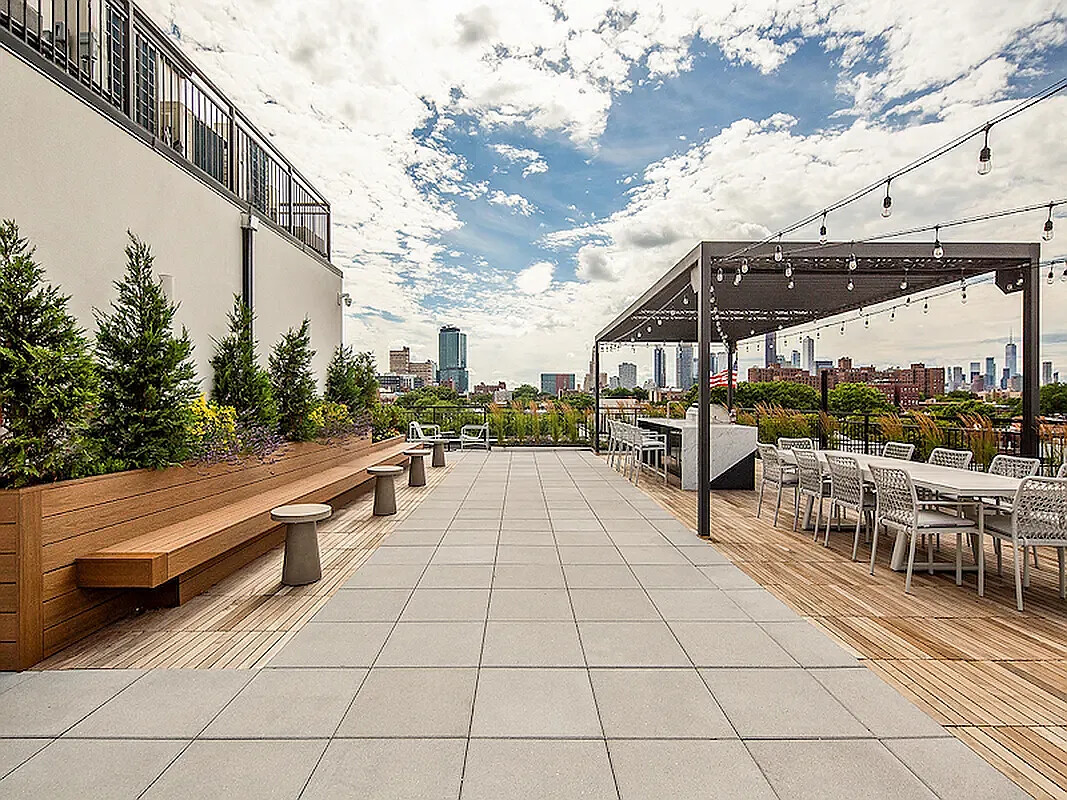 10 QUINCY Street 3L