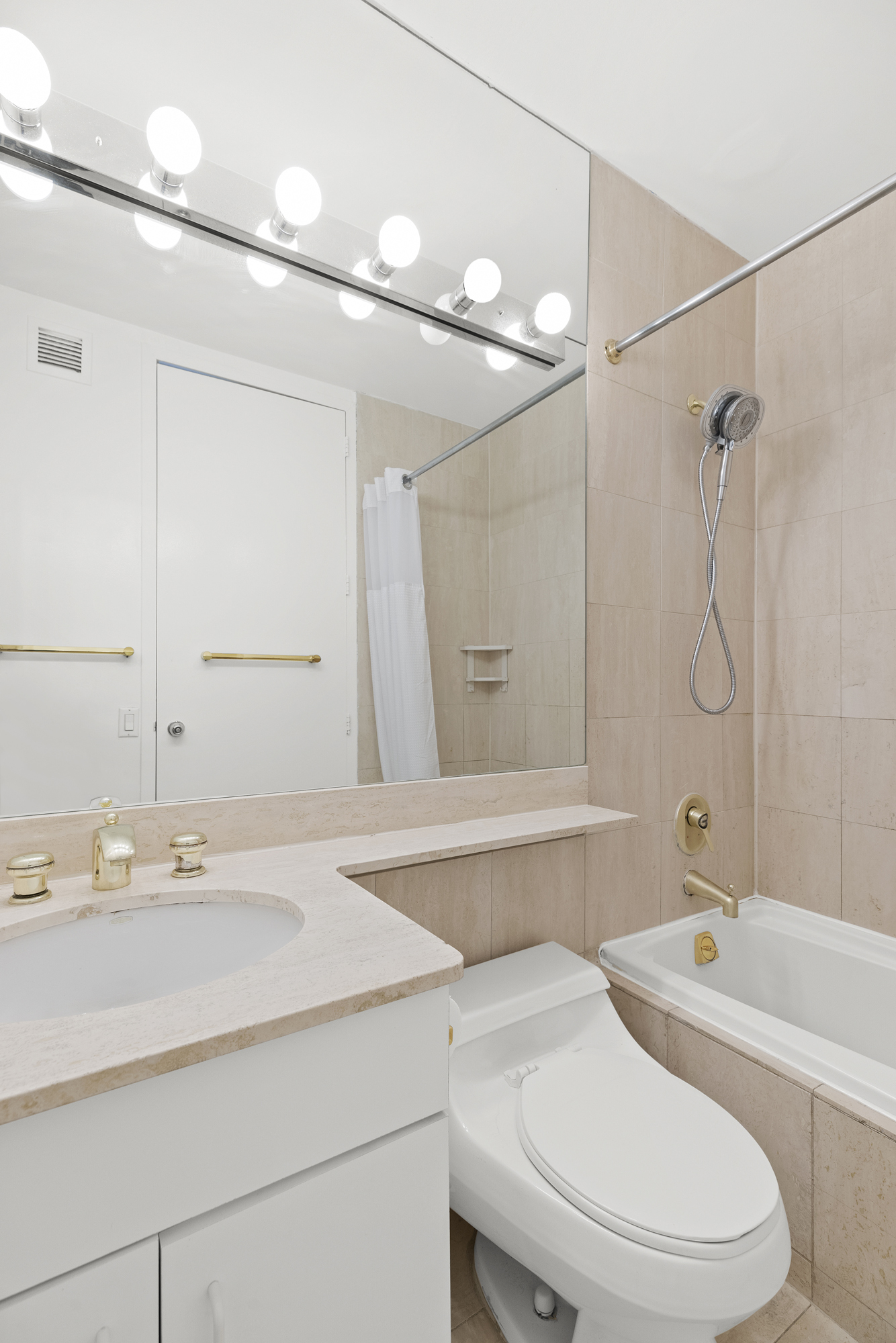 250 W 89TH Street 3N