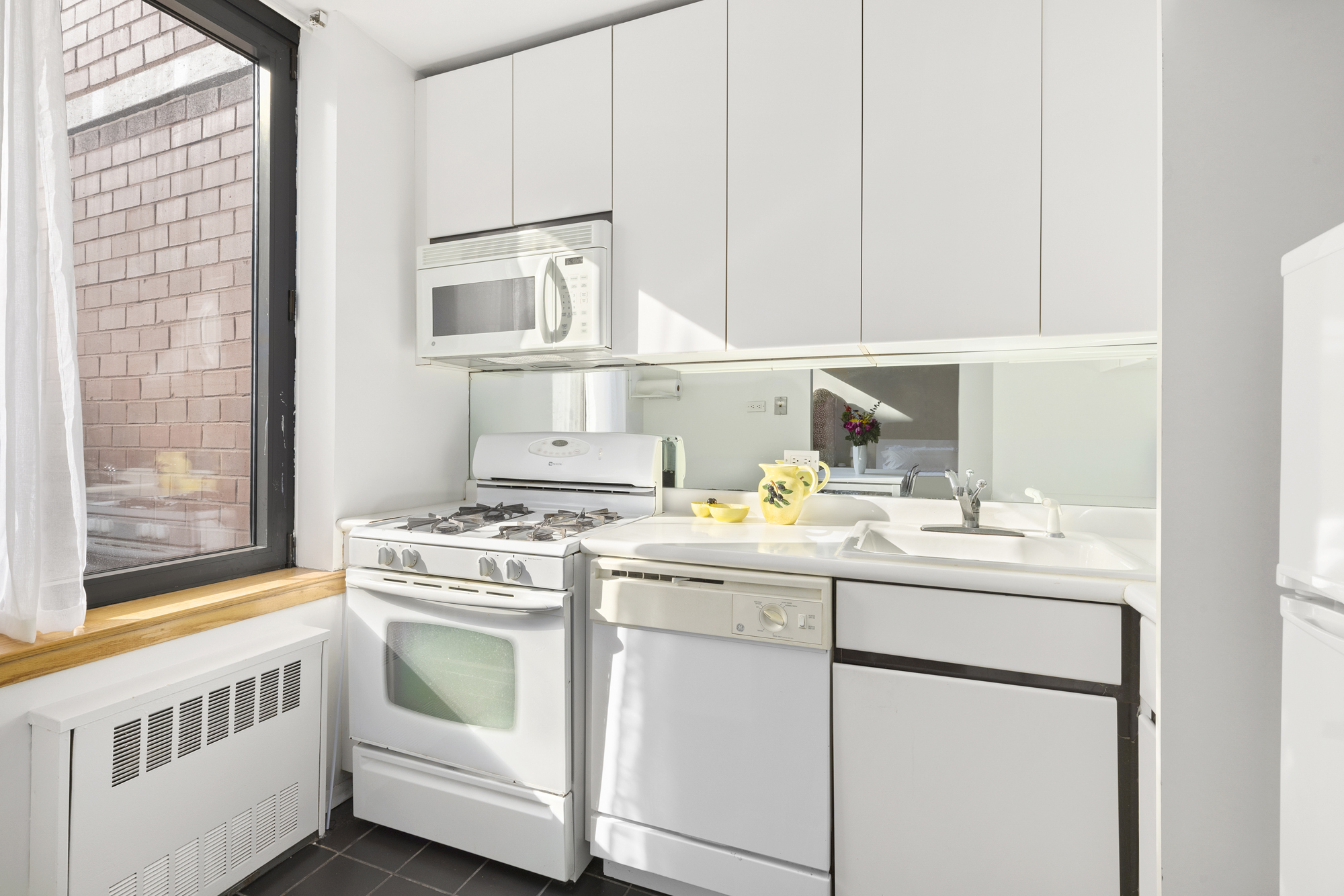 250 W 89TH Street 3N