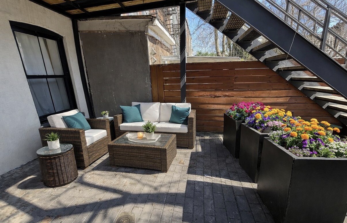 612 HANCOCK Street 1