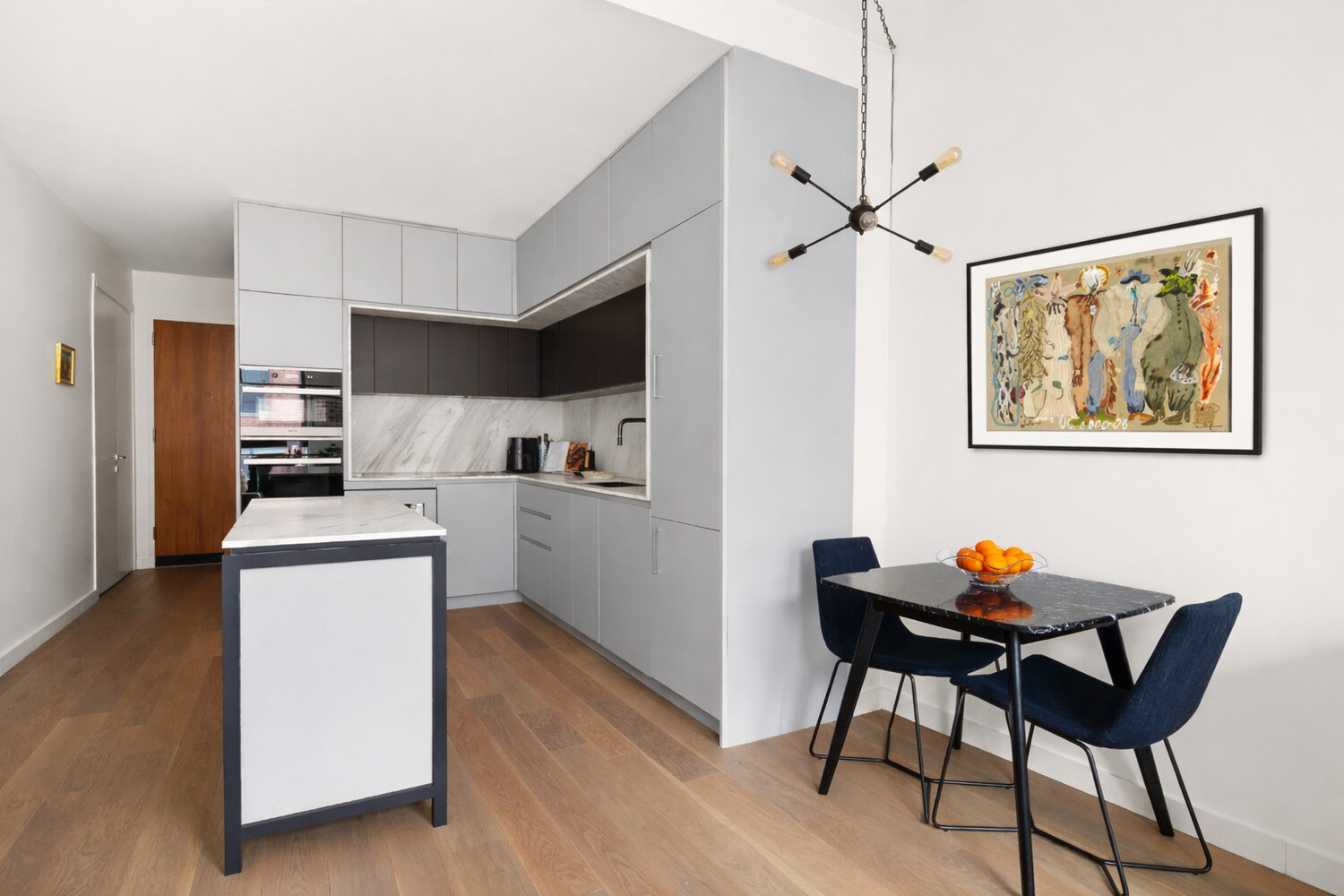 215 N 10TH Street 4E