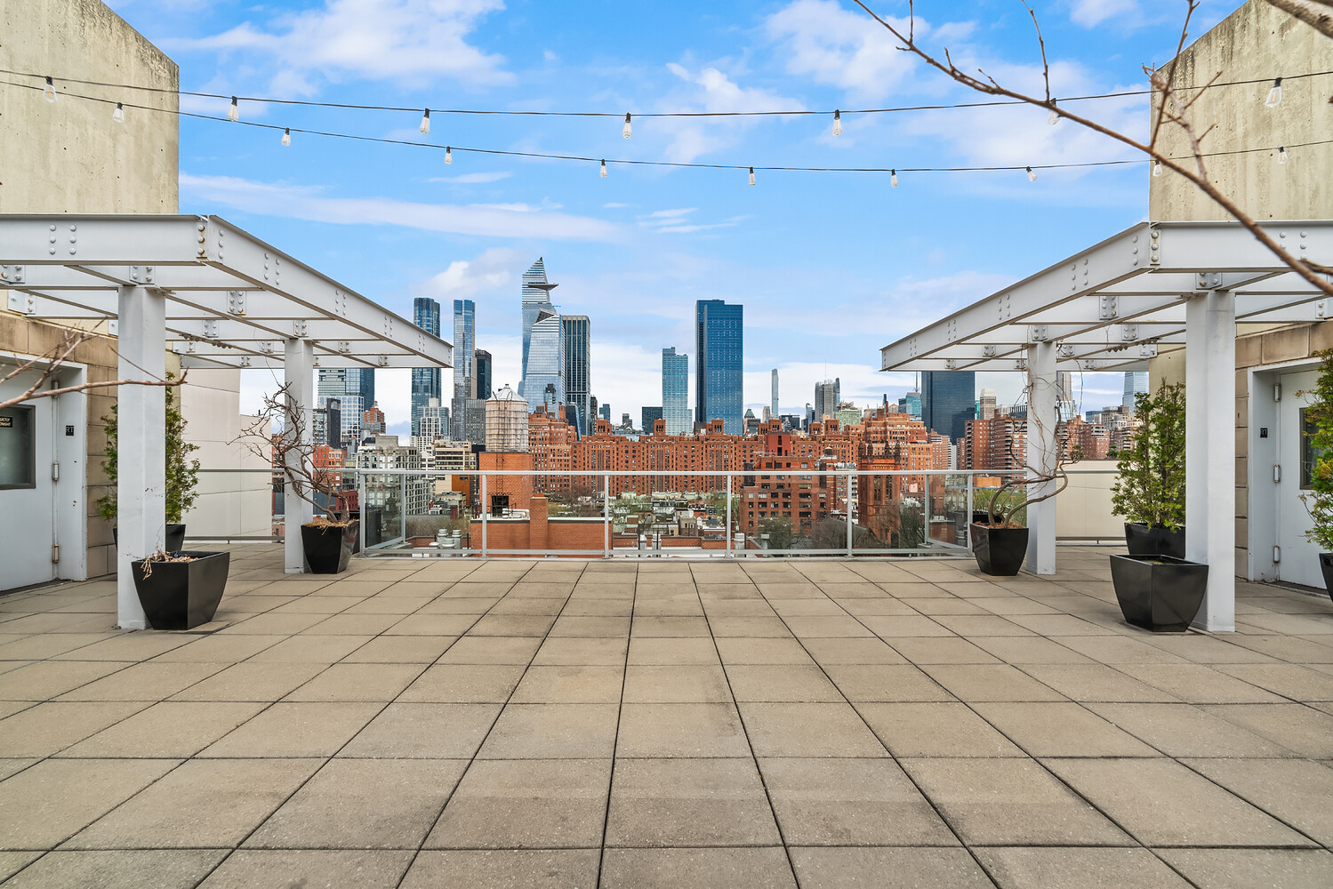 444 W 19TH Street 502