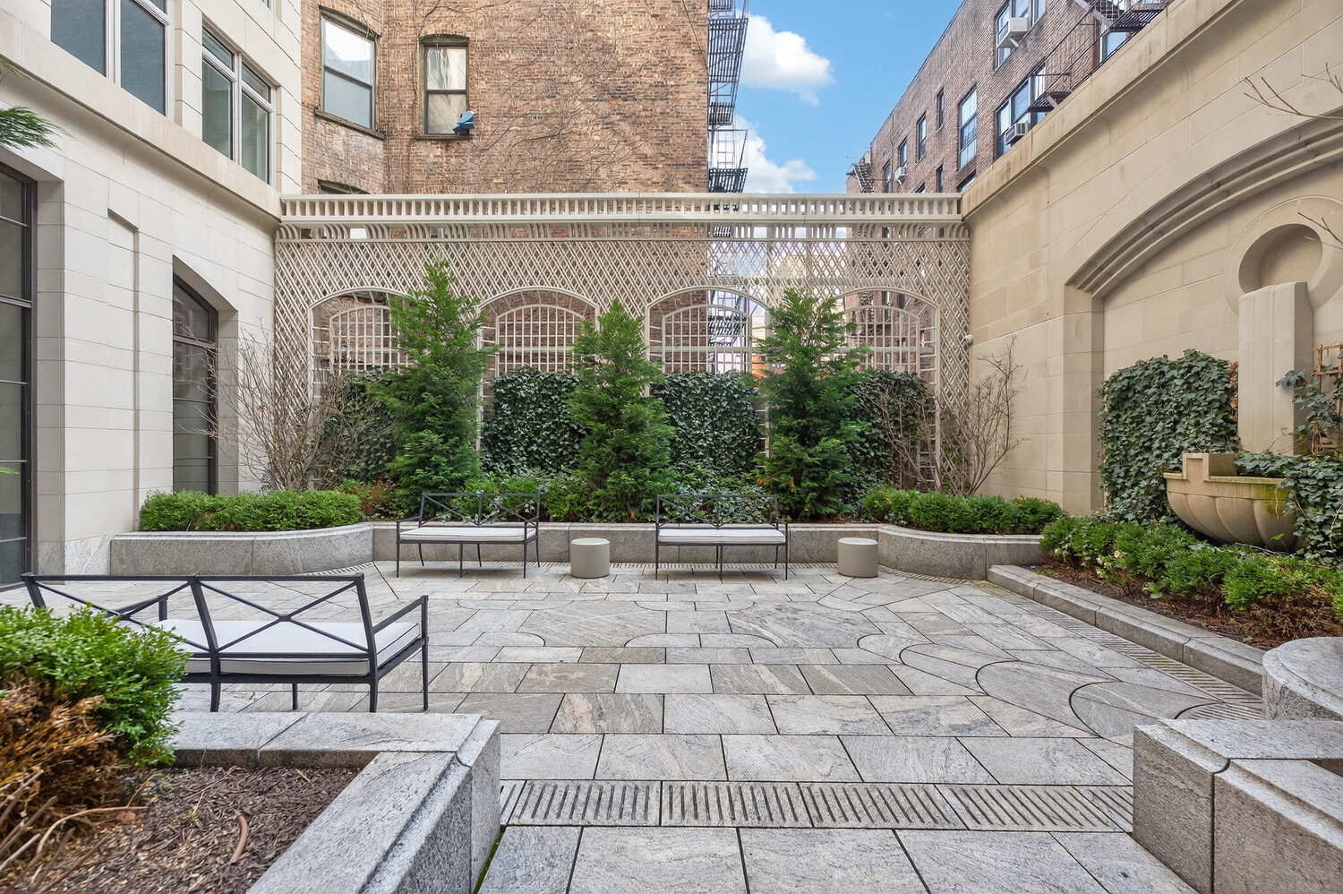 200 E 83RD Street 8C